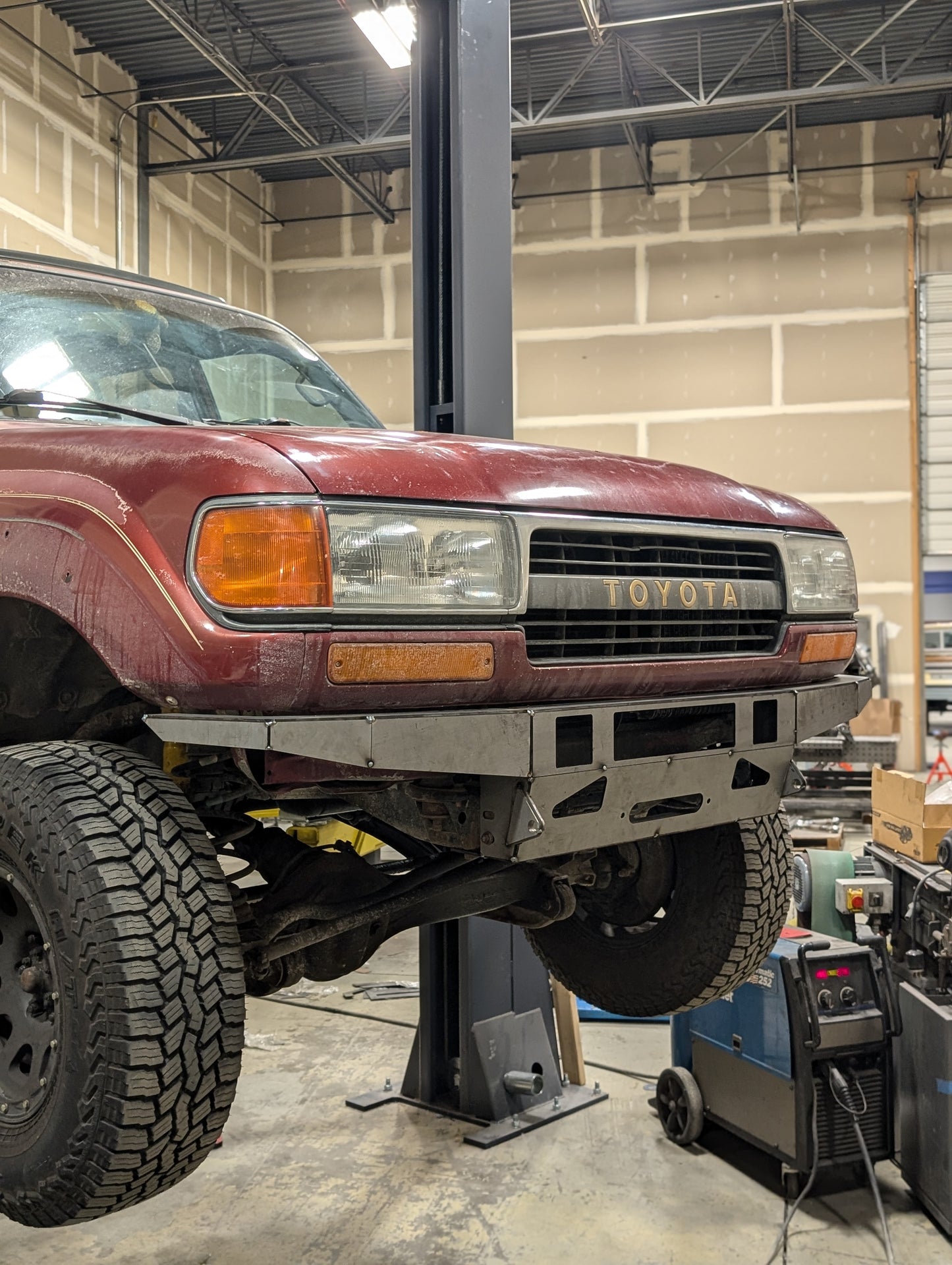 Frame cut Toyota Land Cruiser 80 Series and Lexus LX 450 Front bumper. DIY FREE SHIPPING