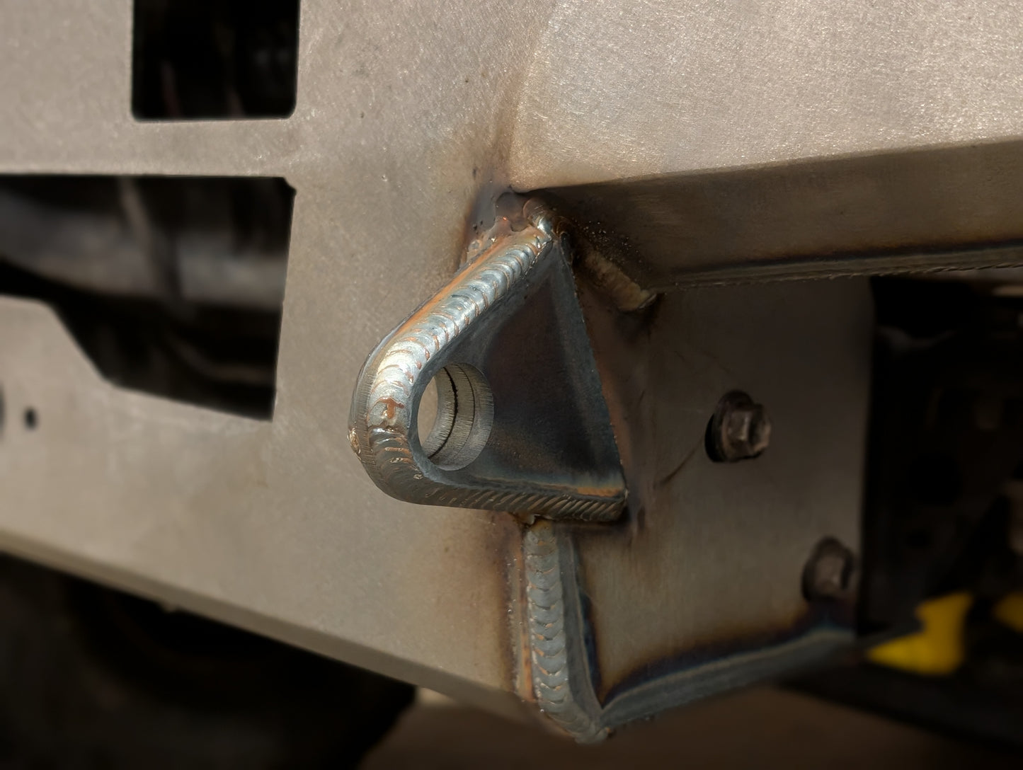 Toyota Land Cruiser 80 Series and Lexus LX 450 front winch bumper