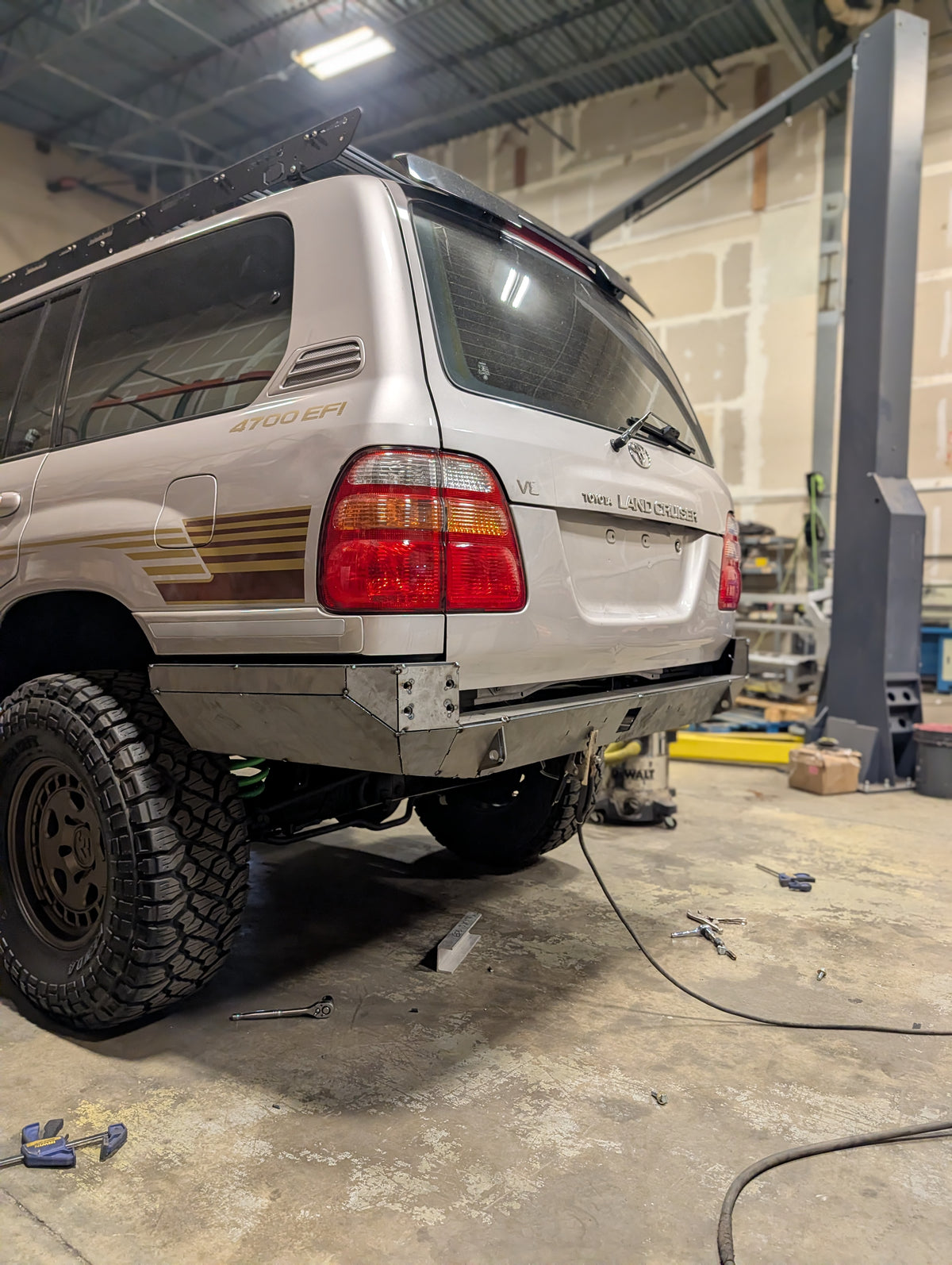 Toyota 100 Series Rear DIY Bumper Kit// FREE SHIPPING!!