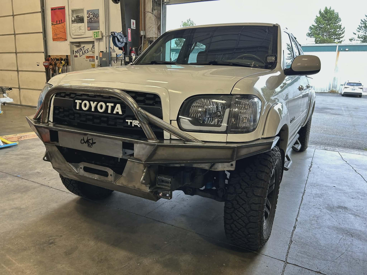 2001-2004 Toyota Sequoia DIY Front Bumper/ FREE SHIPPING